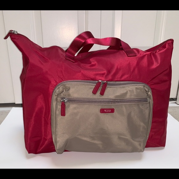 NWT TUMI Denton Packable Tote - Picture 3 of 5